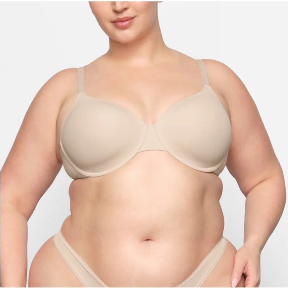 SKIMS | NEW Fits Everybody T-Shirt Bra in Sand Women’s Size 32DDD - Picture 1 of 9